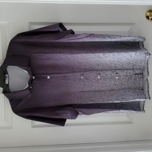 Men's short sleeve button down shirt. 2XL. Black/gray, but in some light purple.